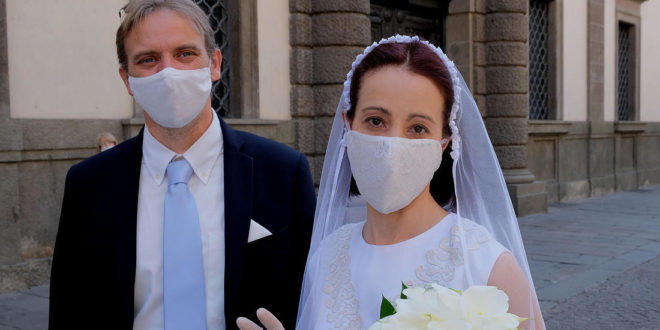 mascherina sposi