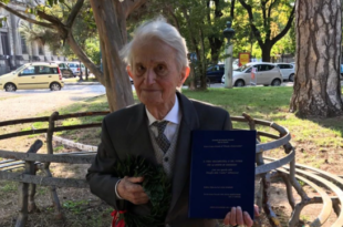 Benito, 94 anni, la terza laurea in Filosofia