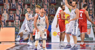 Basket: pur dimezzata, Dinamo vince contro Varese