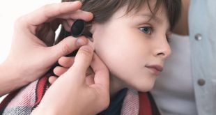 orecchio bionico bimbo sette anni, sassari