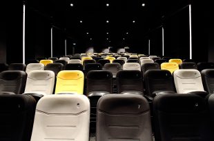 cinema sala poltrone