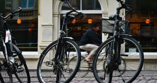 bicicletta mobilità sostenibile green