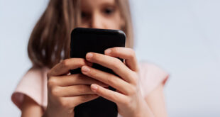 La Nomofobia, dati allarmanti per la dipendenza da cellulari nei bambini