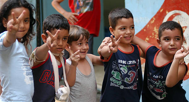 Quartu tende la mano a 300 ragazzi palestinesi e siriani