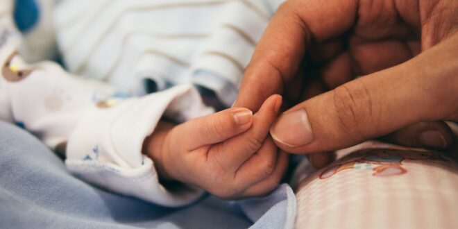 Nati in Sardegna Istat nuovo record negativo per le nascite