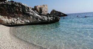 5 Vele Blu mare più bello in Sardegna