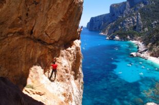 Selvaggio blu, Sardegna, turismo alternativo